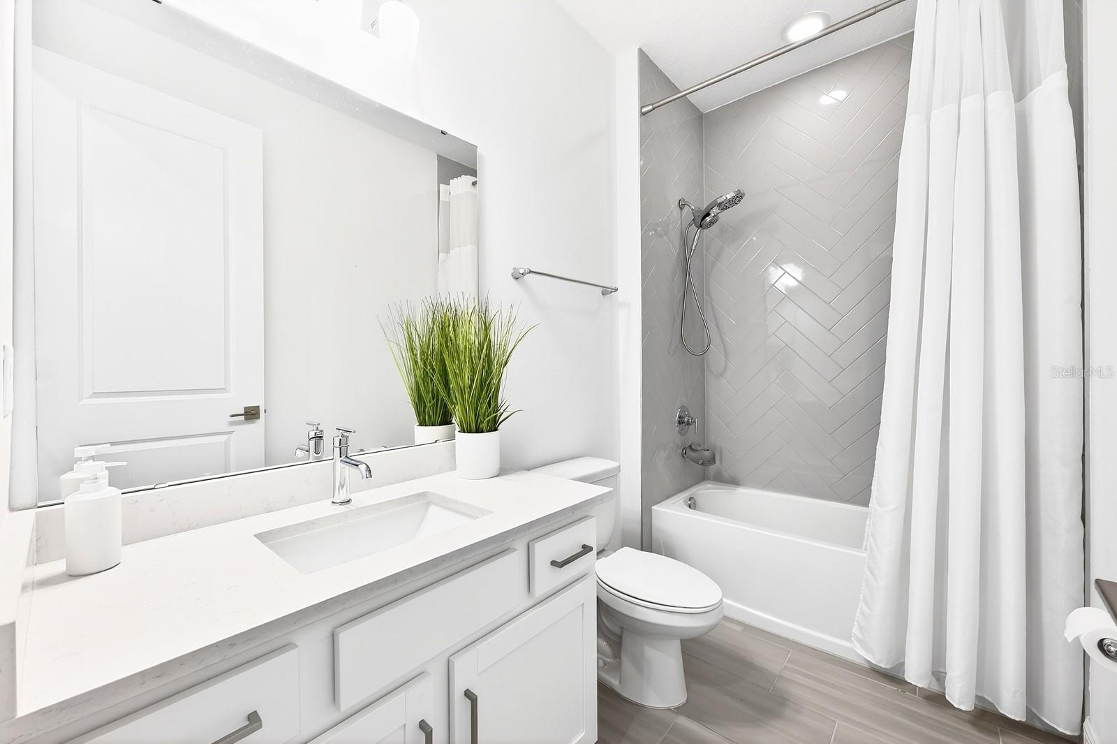 Image 19 of 44 For 748 Trillium Court