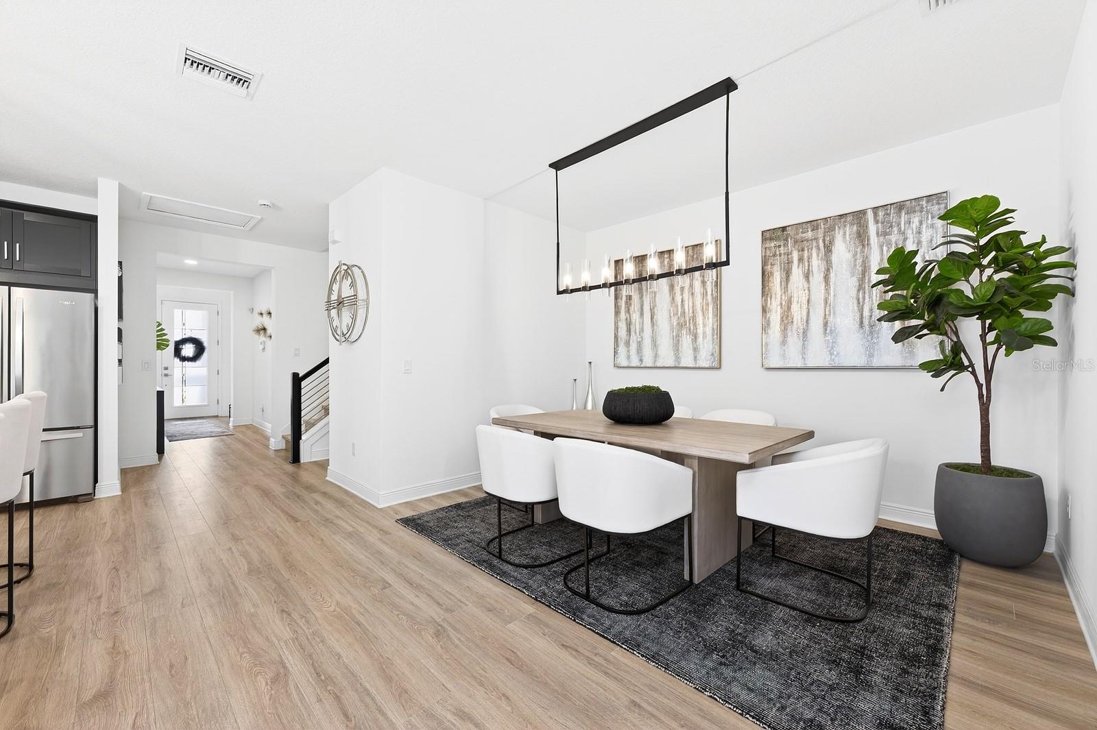 Image 3 of 44 For 748 Trillium Court