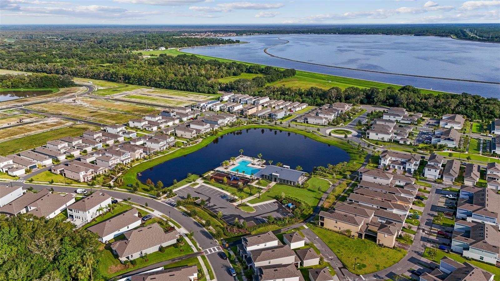 Image 38 of 44 For 748 Trillium Court