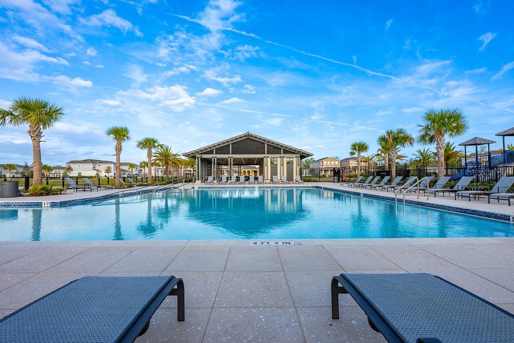 Image 40 of 44 For 748 Trillium Court