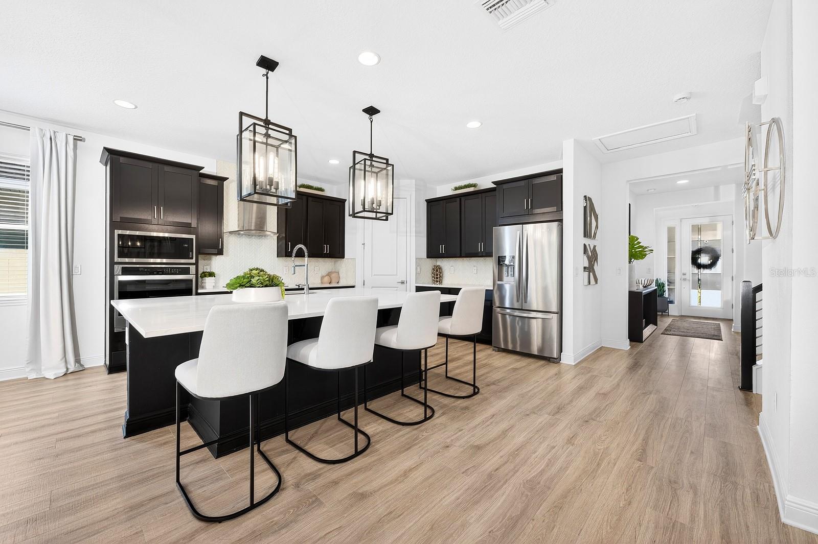 Image 6 of 44 For 748 Trillium Court