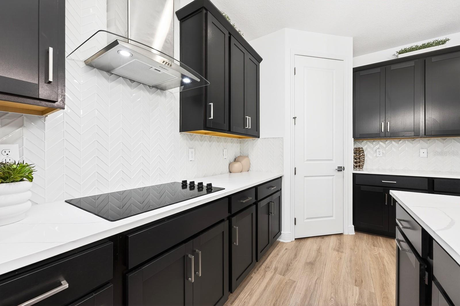 Image 8 of 44 For 748 Trillium Court