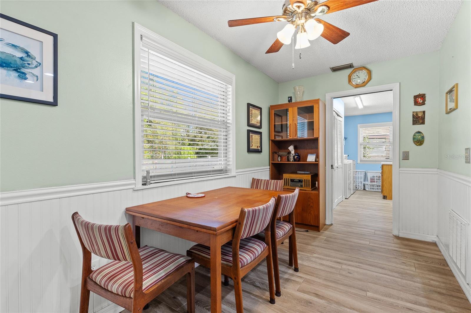 Image 15 of 49 For 2080 Apricot Drive