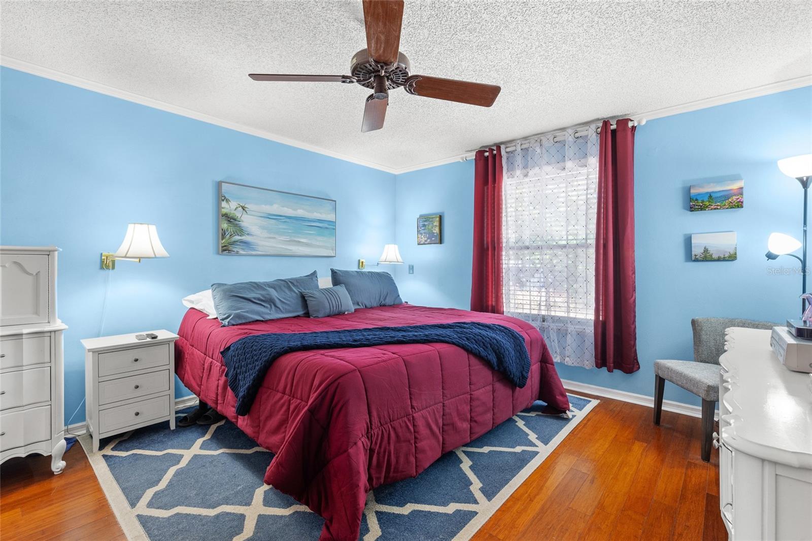 Image 22 of 49 For 2080 Apricot Drive