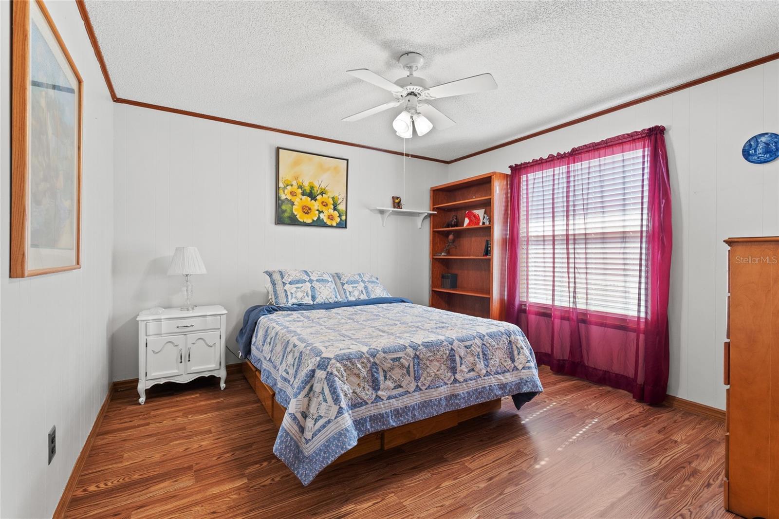 Image 31 of 49 For 2080 Apricot Drive