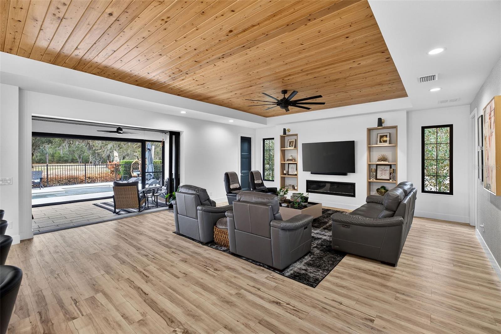 Image 2 of 54 For 26321 Avenida Las Colinas