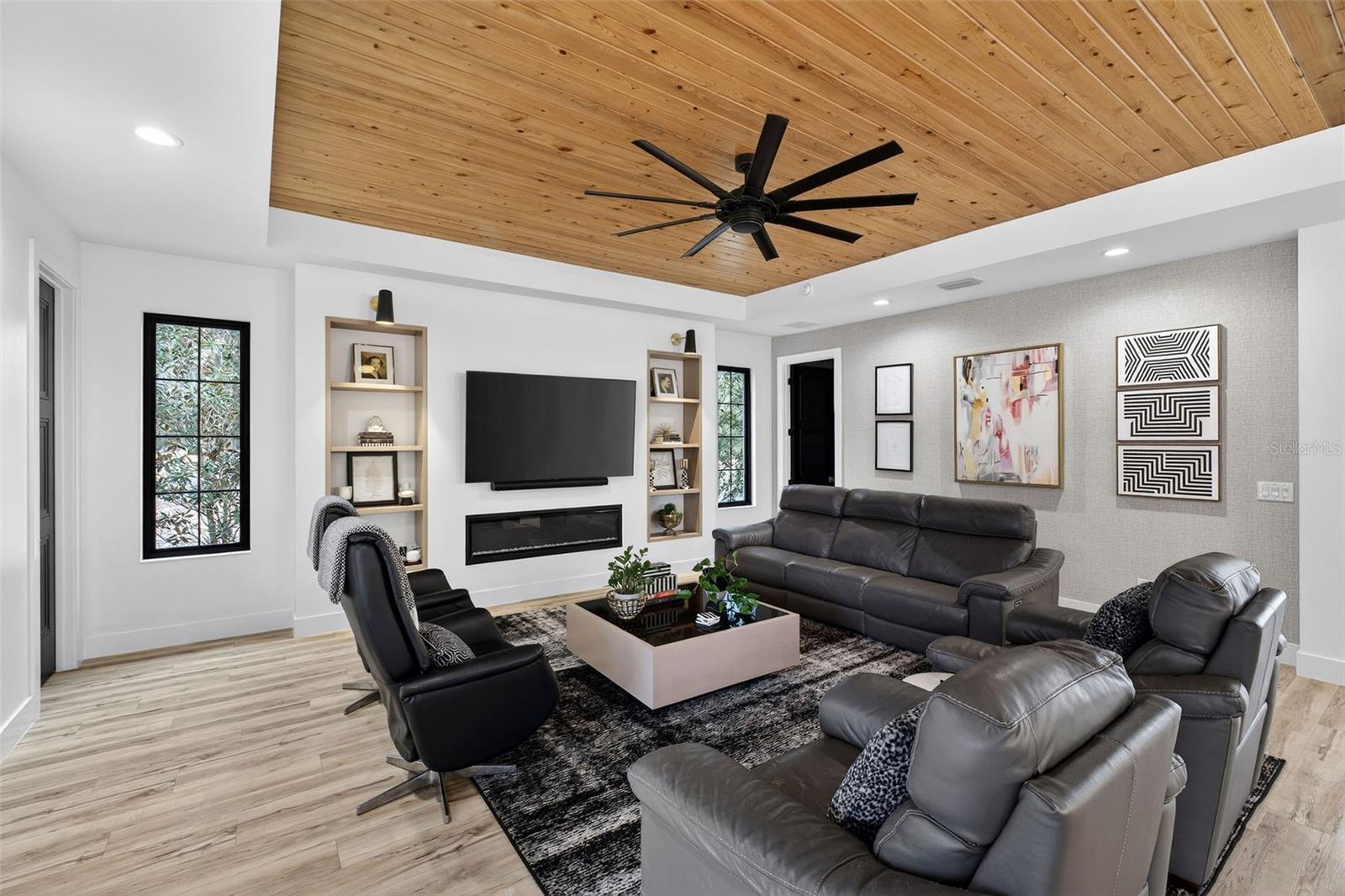 Image 30 of 54 For 26321 Avenida Las Colinas