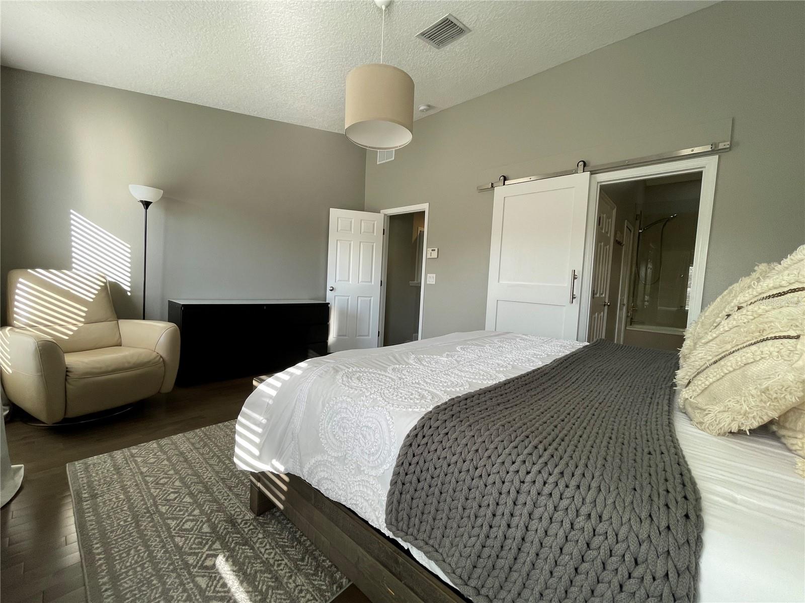 Image 18 of 35 For 12623 Langstaff Drive