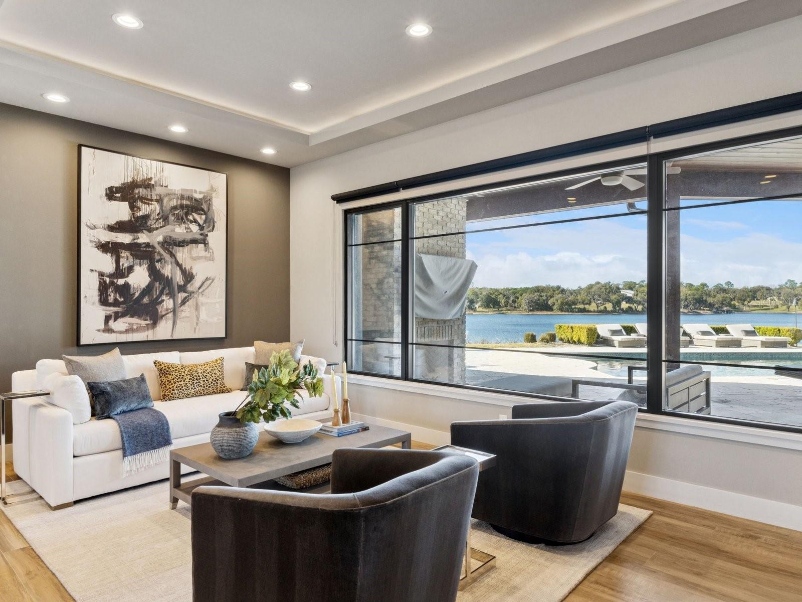 Image 13 of 80 For 22151 Lake Seneca Road