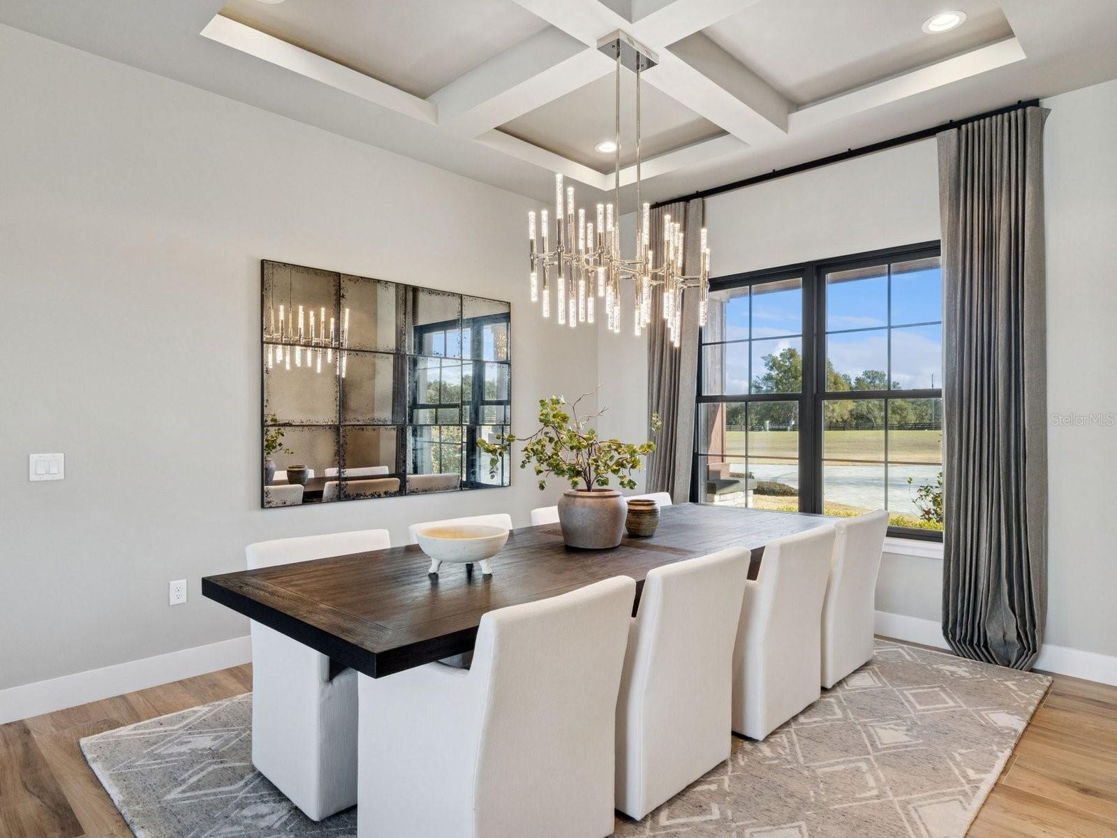 Image 14 of 80 For 22151 Lake Seneca Road