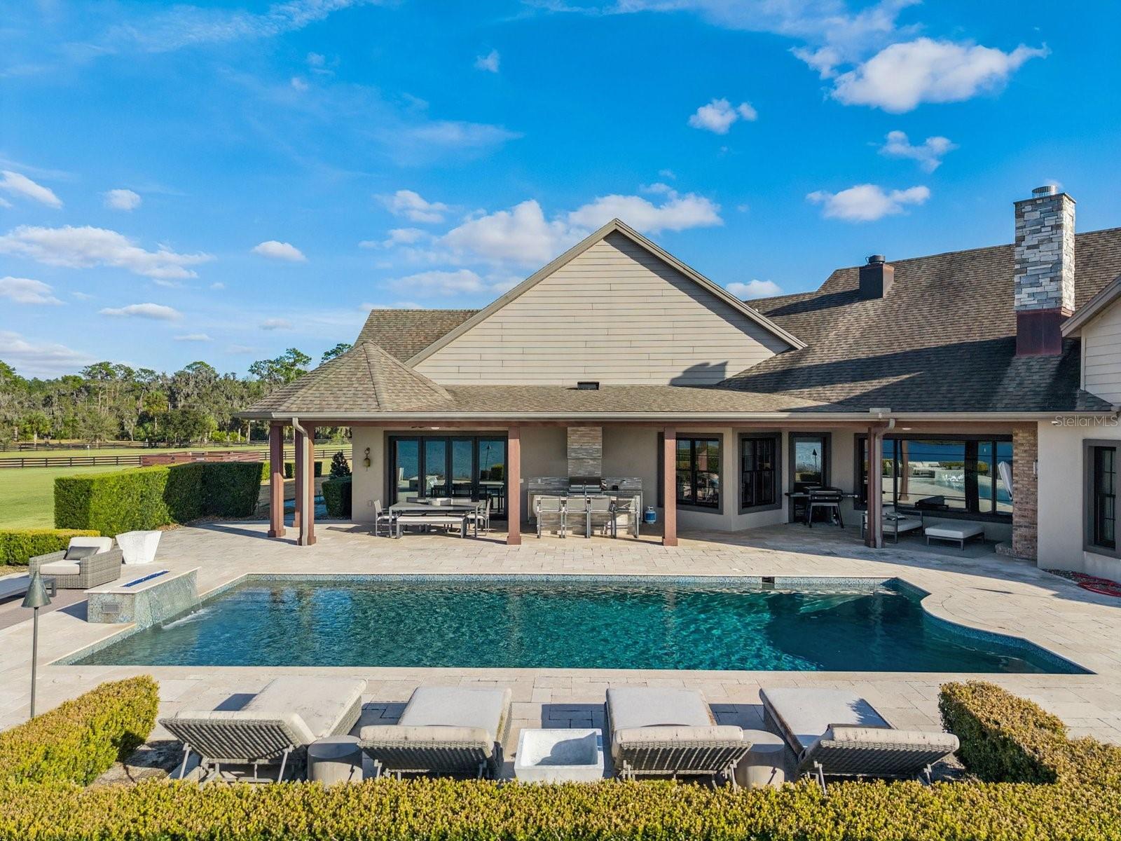 Image 58 of 80 For 22151 Lake Seneca Road