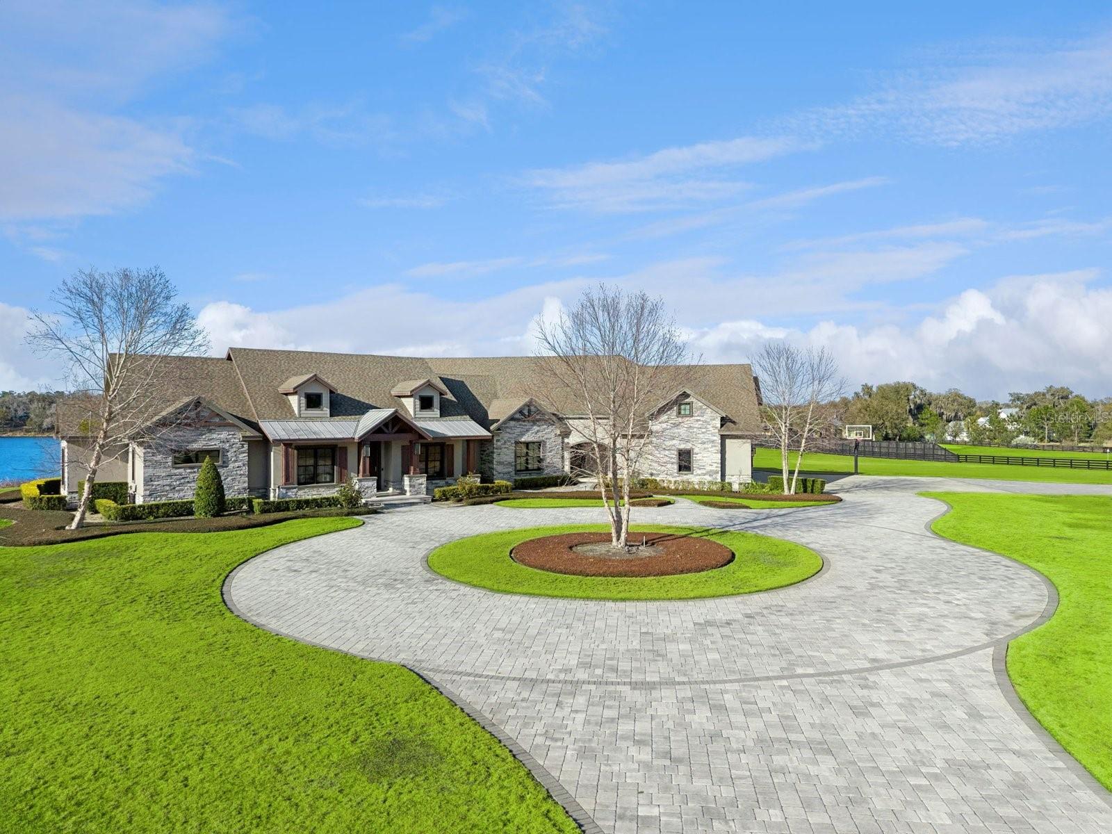 Image 69 of 80 For 22151 Lake Seneca Road