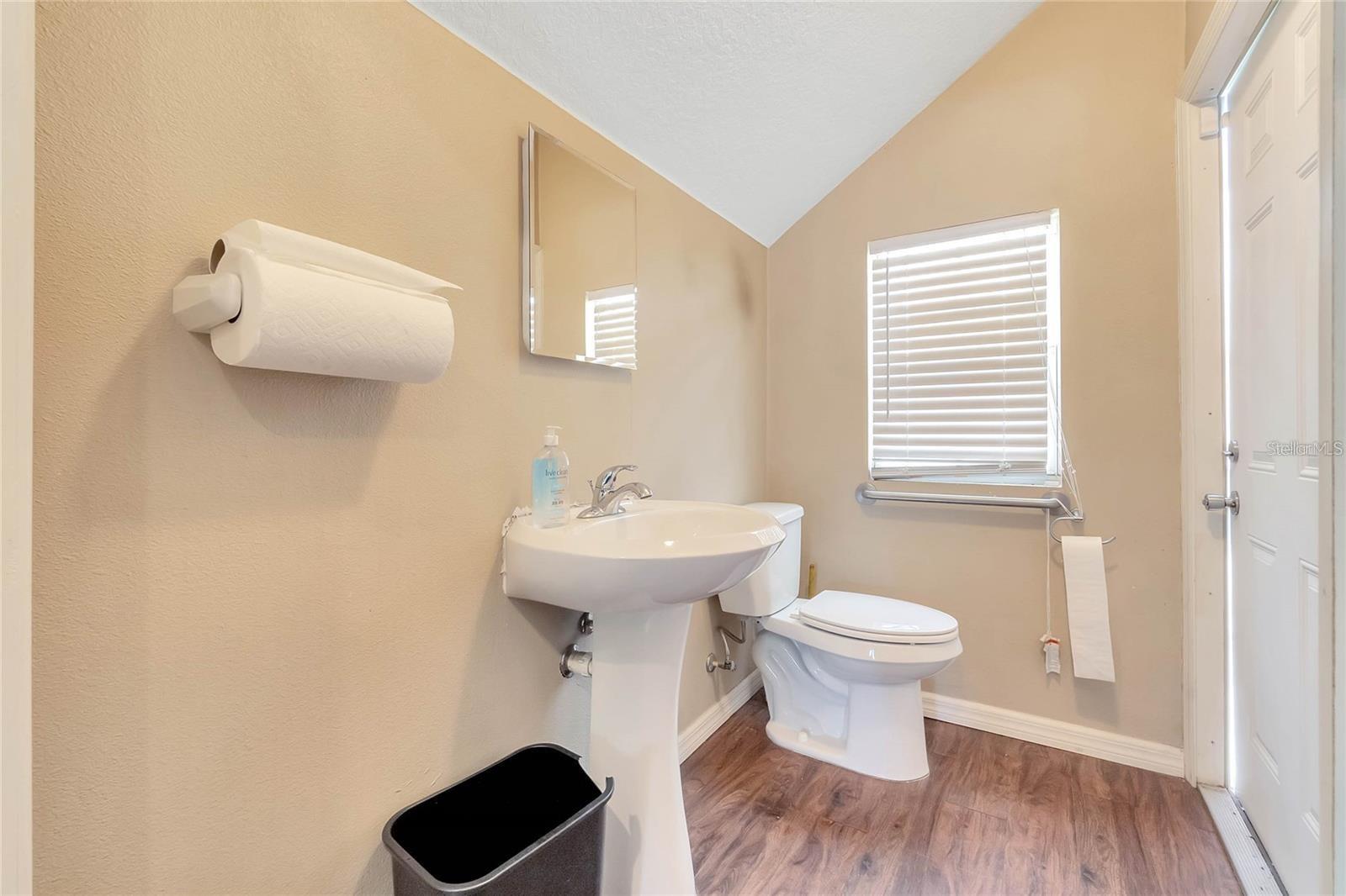 Image 5 of 24 For 8440 County Road 48