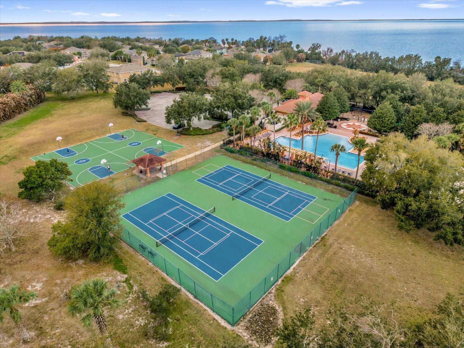 Image 33 of 37 For 609 Fortanini Circle