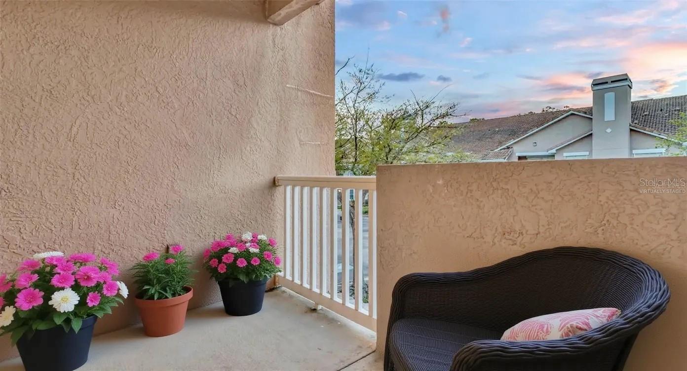 Image 12 of 30 For 17952 Villa Creek Drive 17952