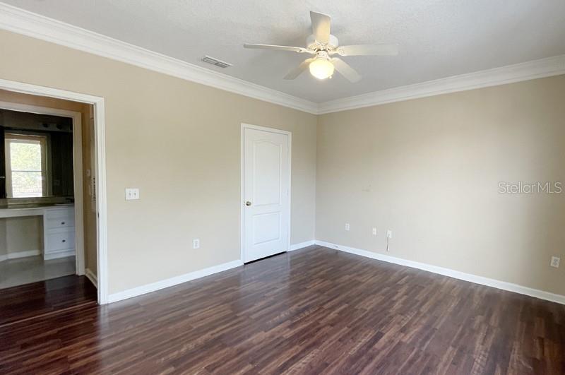 Image 19 of 30 For 17952 Villa Creek Drive 17952