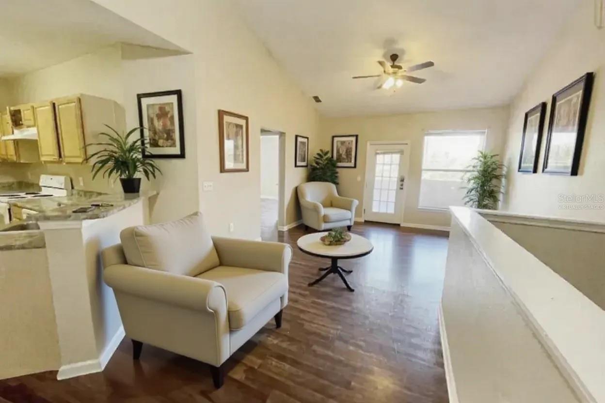 Image 7 of 30 For 17952 Villa Creek Drive 17952