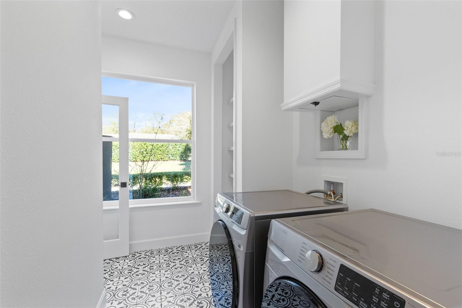 Image 15 of 68 For 16100 Harbar Oaks Drive