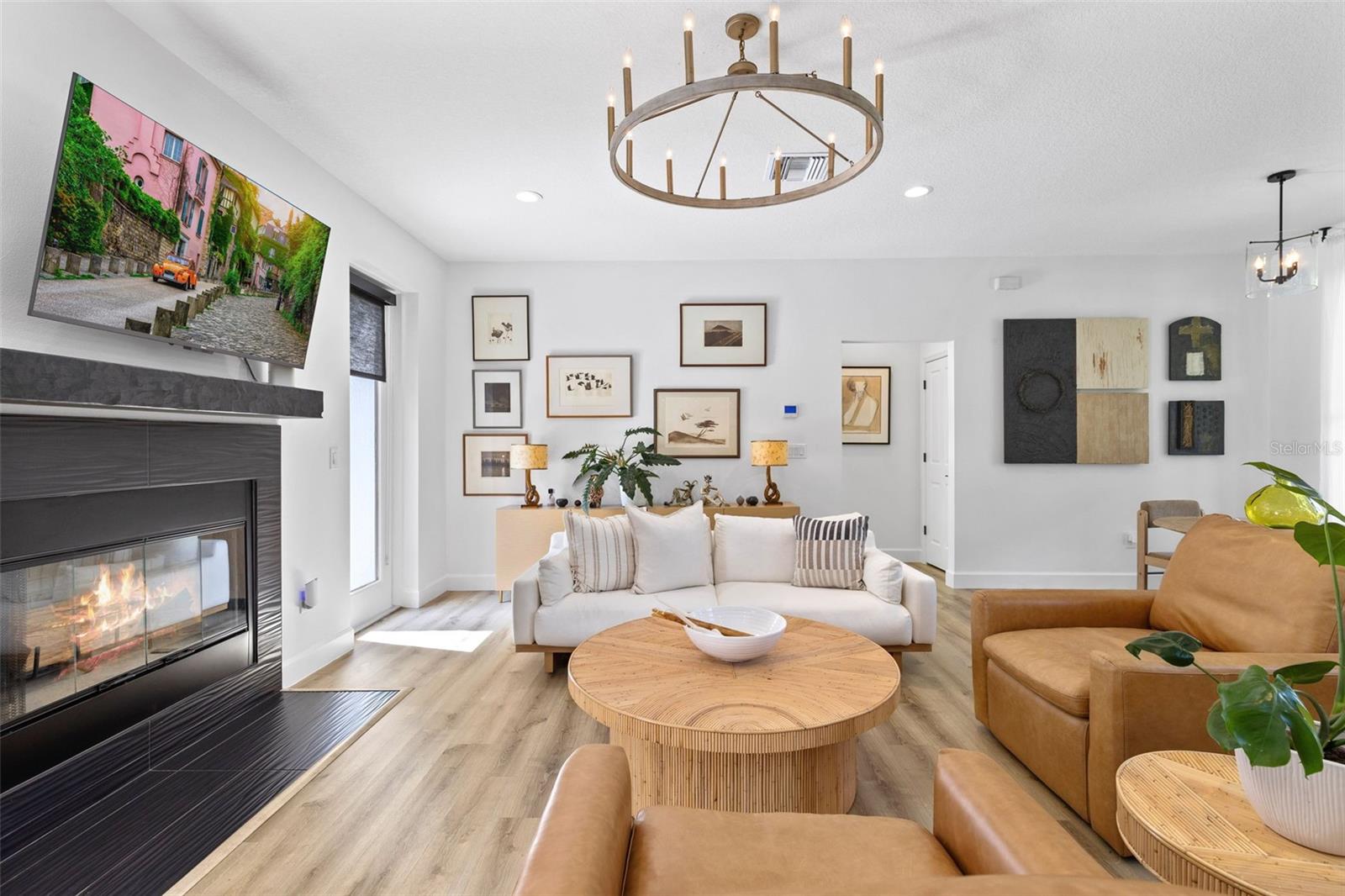 Image 19 of 68 For 16100 Harbar Oaks Drive