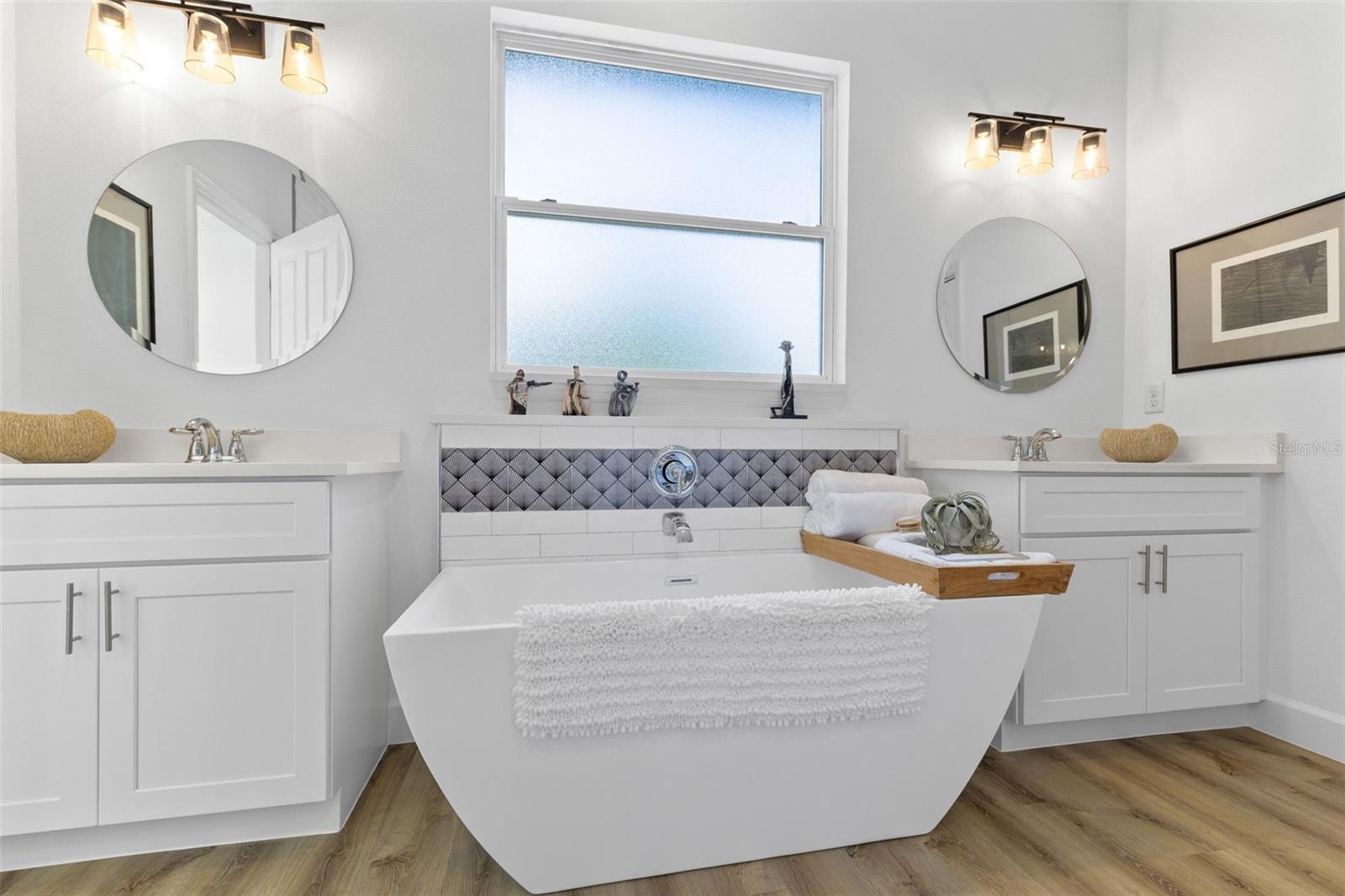 Image 28 of 68 For 16100 Harbar Oaks Drive