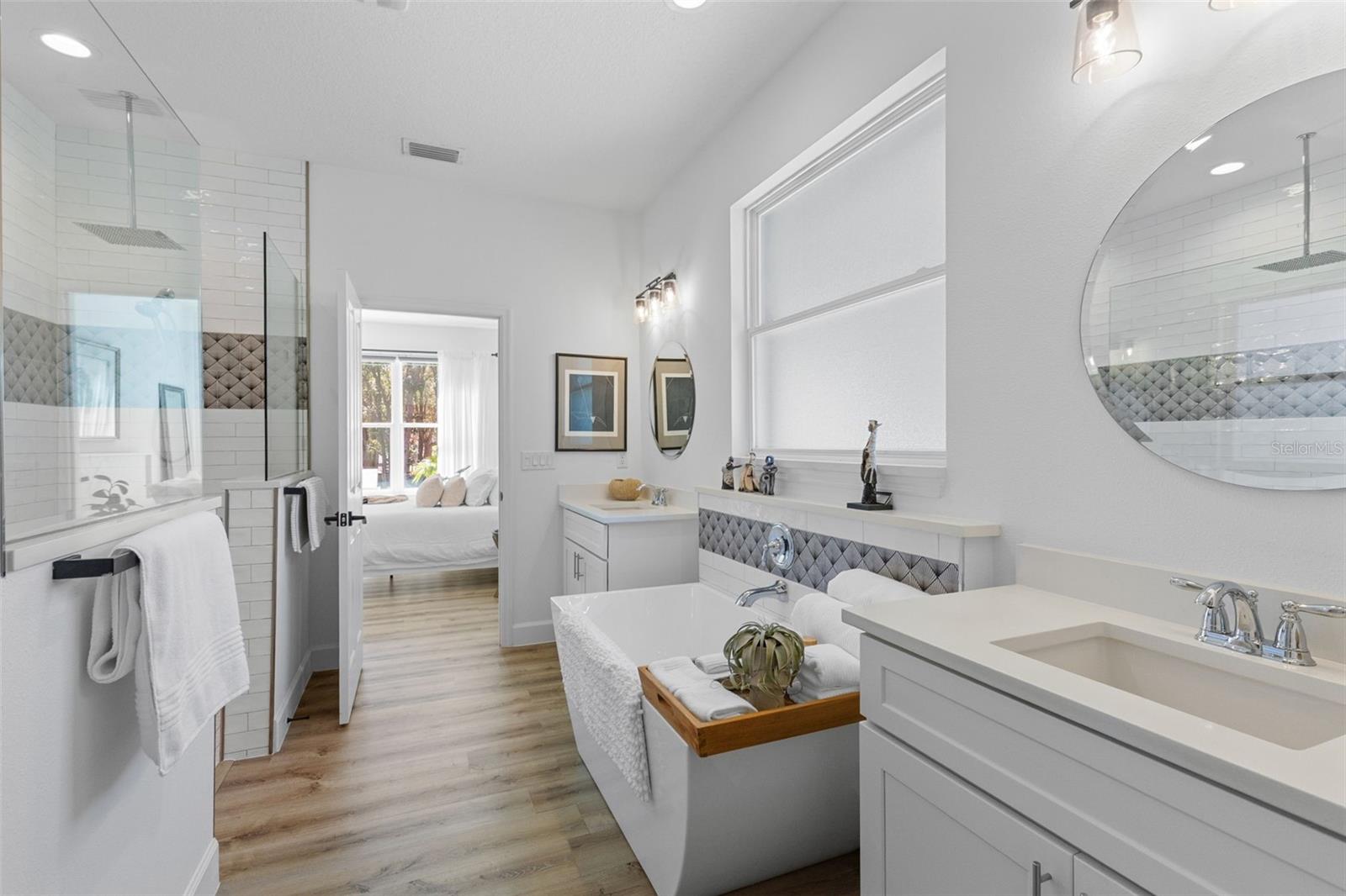 Image 29 of 68 For 16100 Harbar Oaks Drive