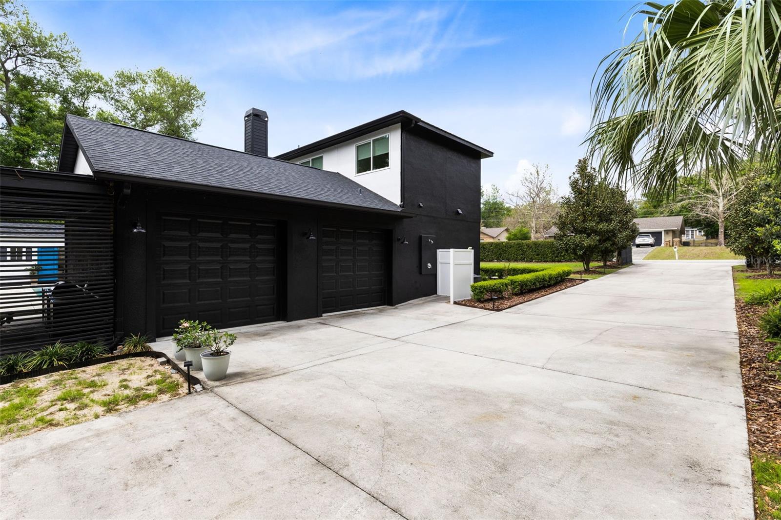 Image 55 of 68 For 16100 Harbar Oaks Drive