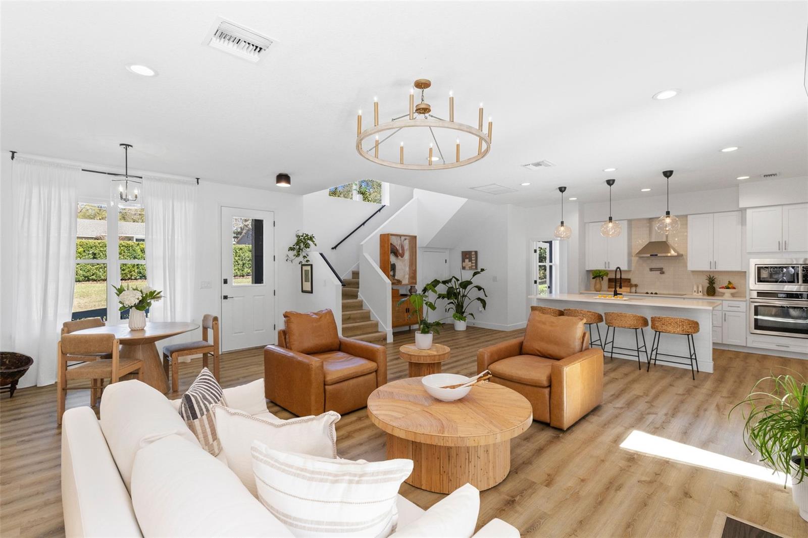 Image 7 of 68 For 16100 Harbar Oaks Drive