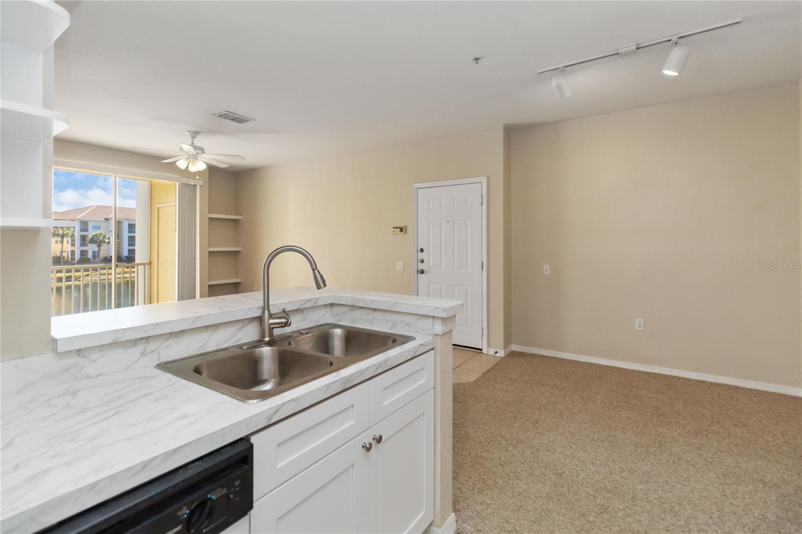 Image 10 of 30 For 1275 Lake Shadow Circle 13206