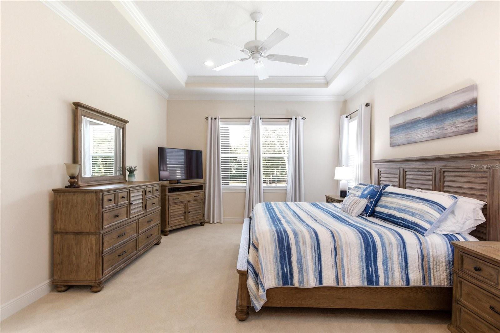 Image 16 of 39 For 911 Victoria Hills Drive S