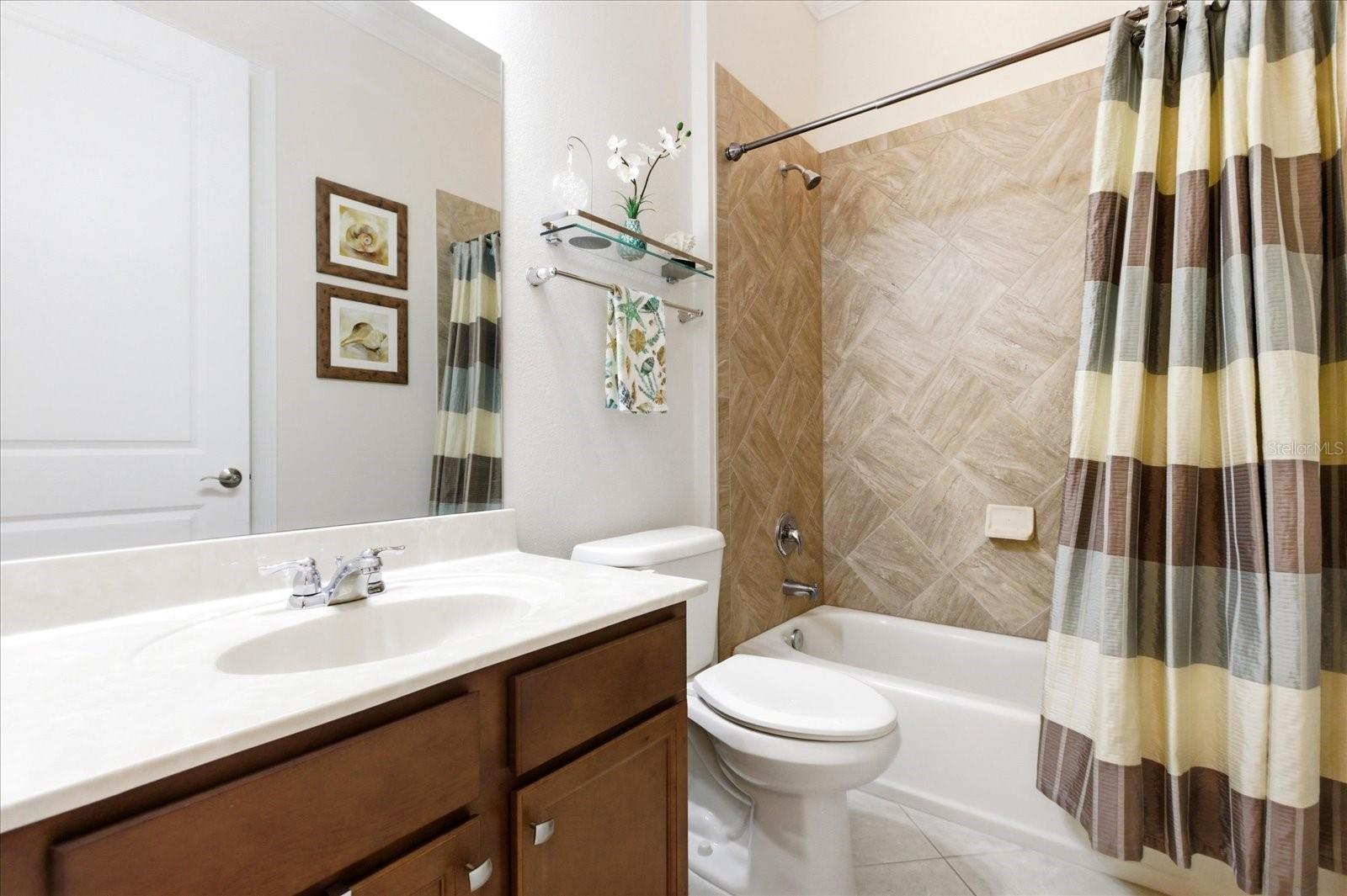 Image 26 of 39 For 911 Victoria Hills Drive S