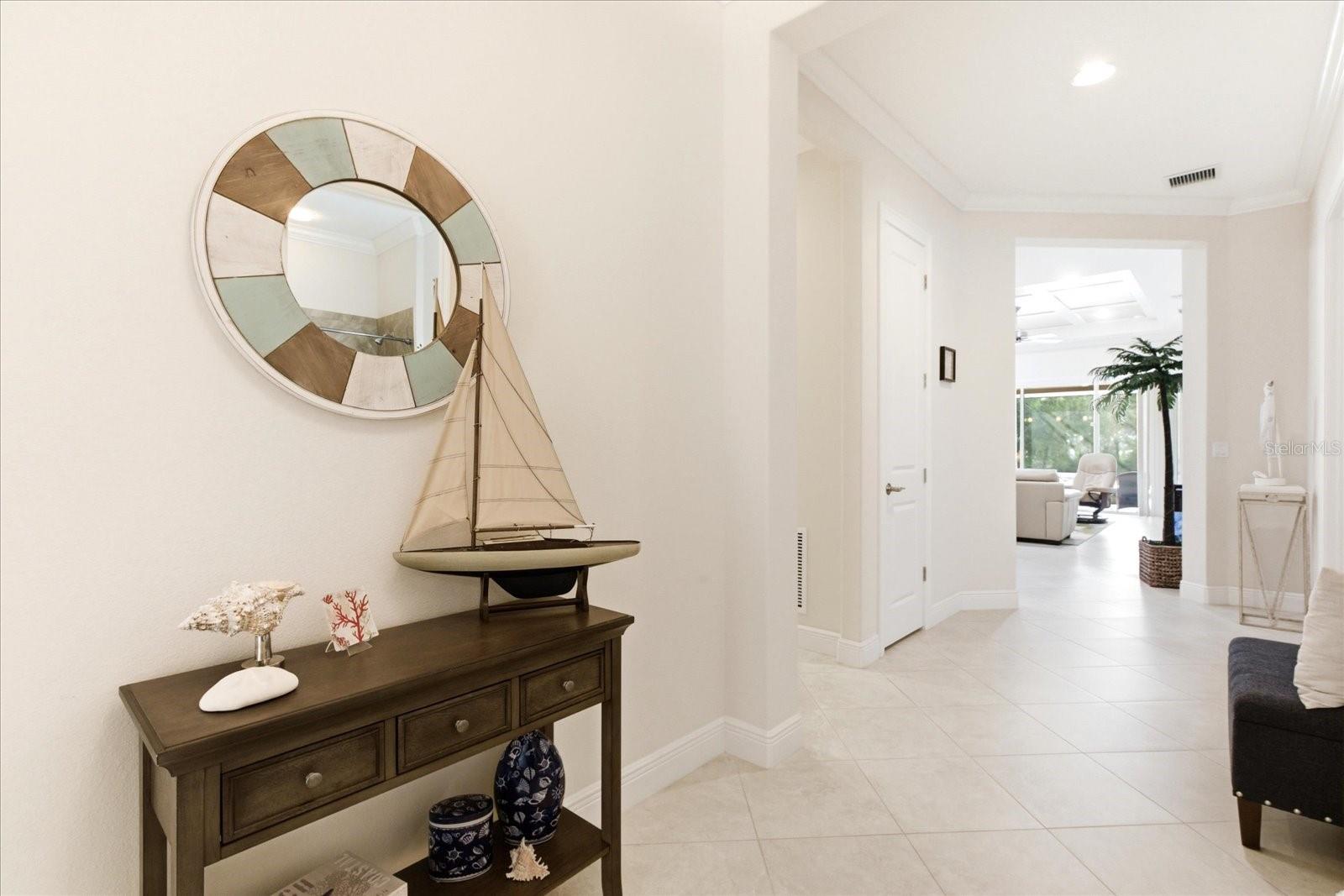 Image 6 of 39 For 911 Victoria Hills Drive S