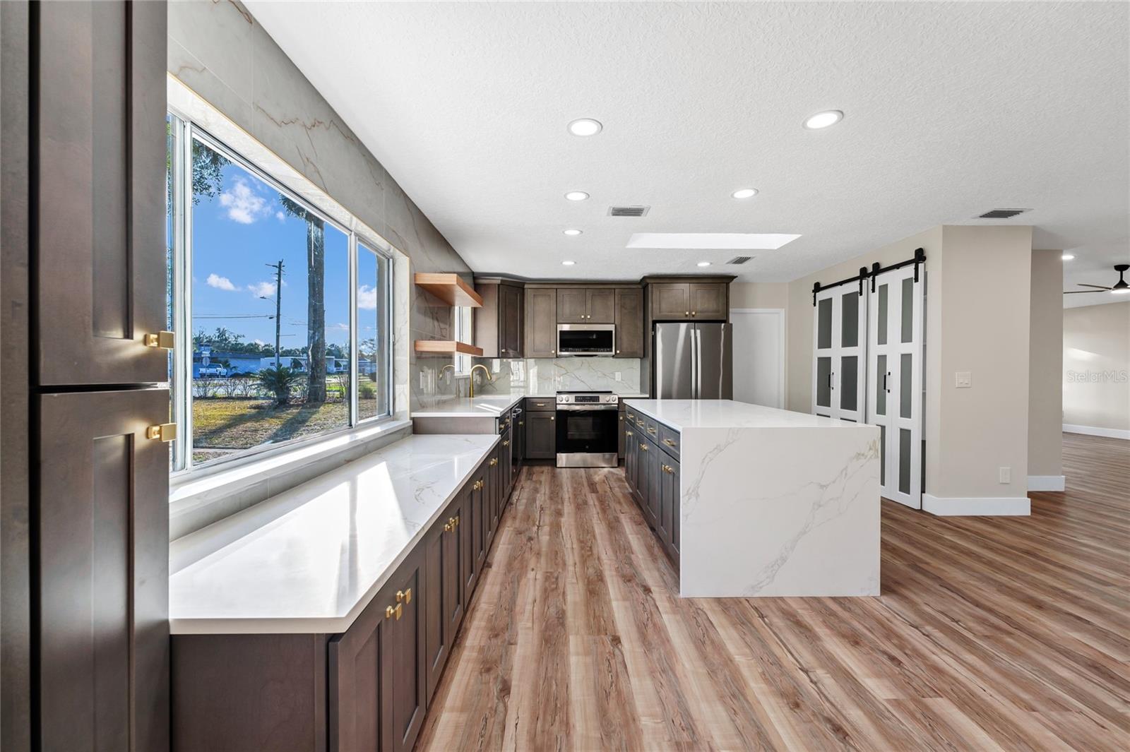 Image 16 of 50 For 149 Mellonville Avenue