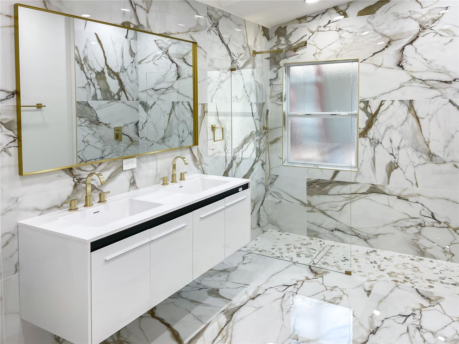 Image 32 of 50 For 149 Mellonville Avenue