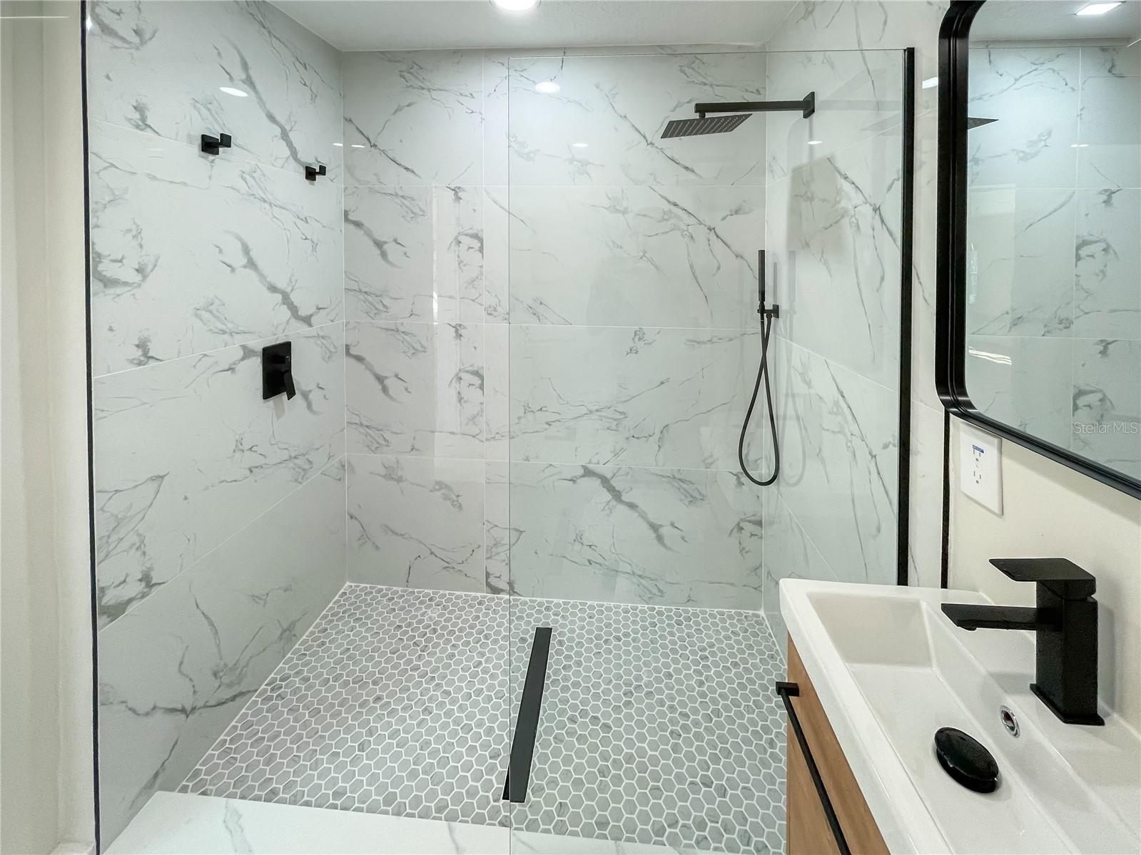 Image 38 of 50 For 149 Mellonville Avenue