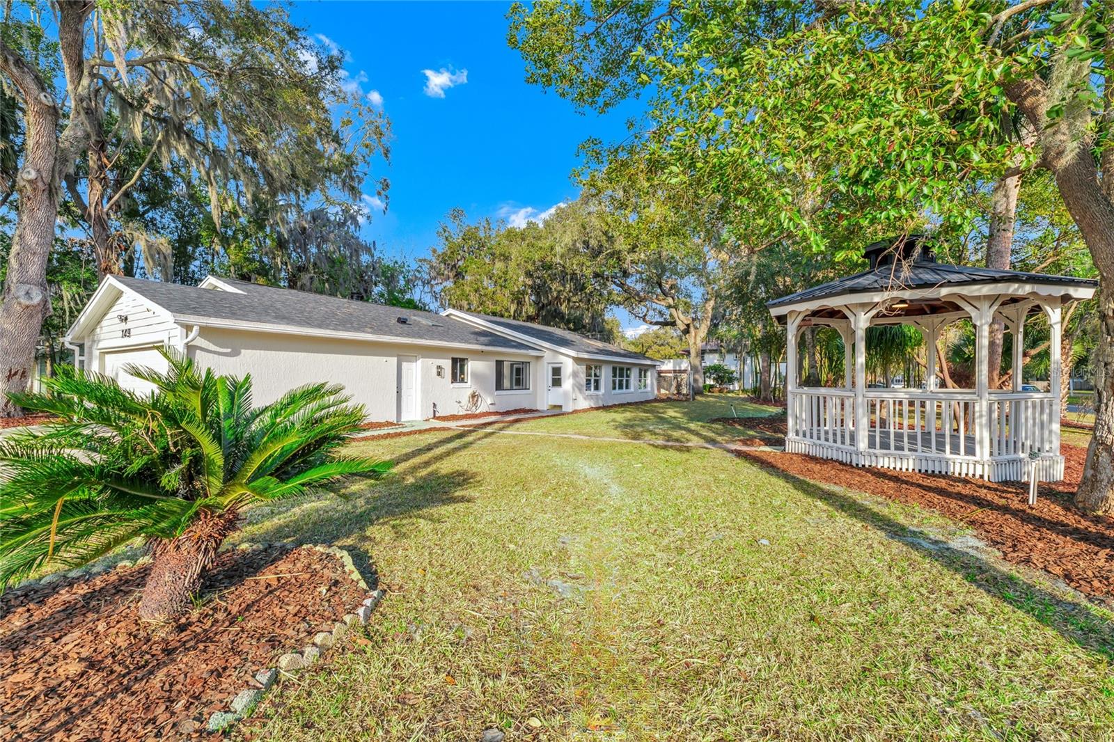 Image 4 of 50 For 149 Mellonville Avenue