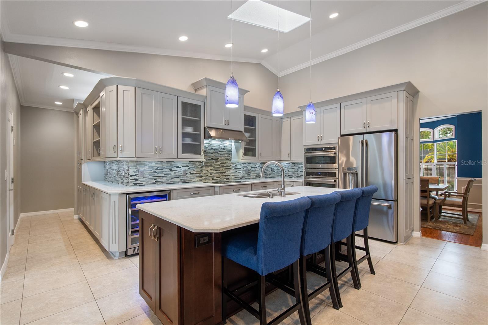 Image 3 of 33 For 7131 Shady Wood Lane