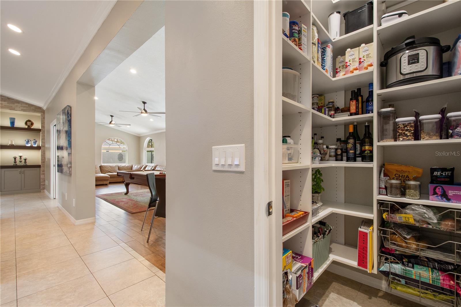 Image 8 of 33 For 7131 Shady Wood Lane