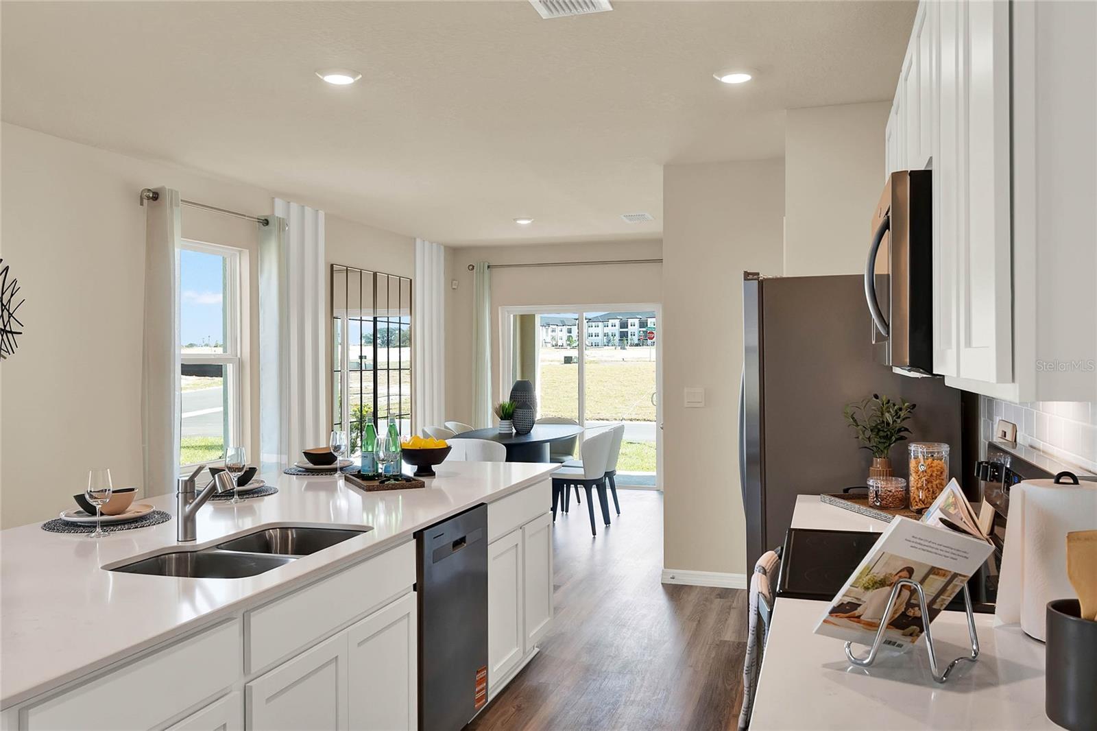 Image 7 of 23 For 5166 Clusia Drive