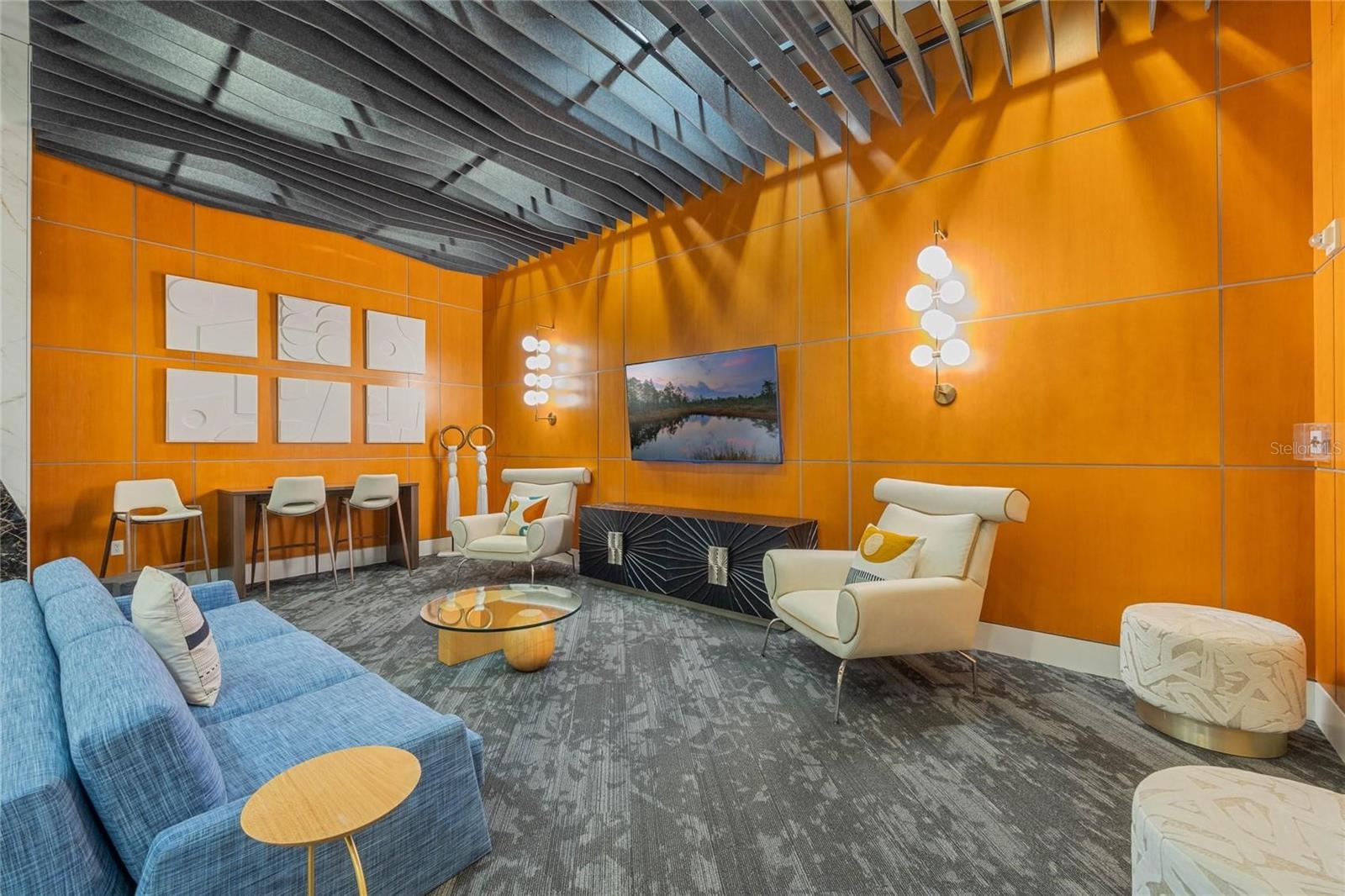 Image 12 of 13 For 155 Court Avenue 1507