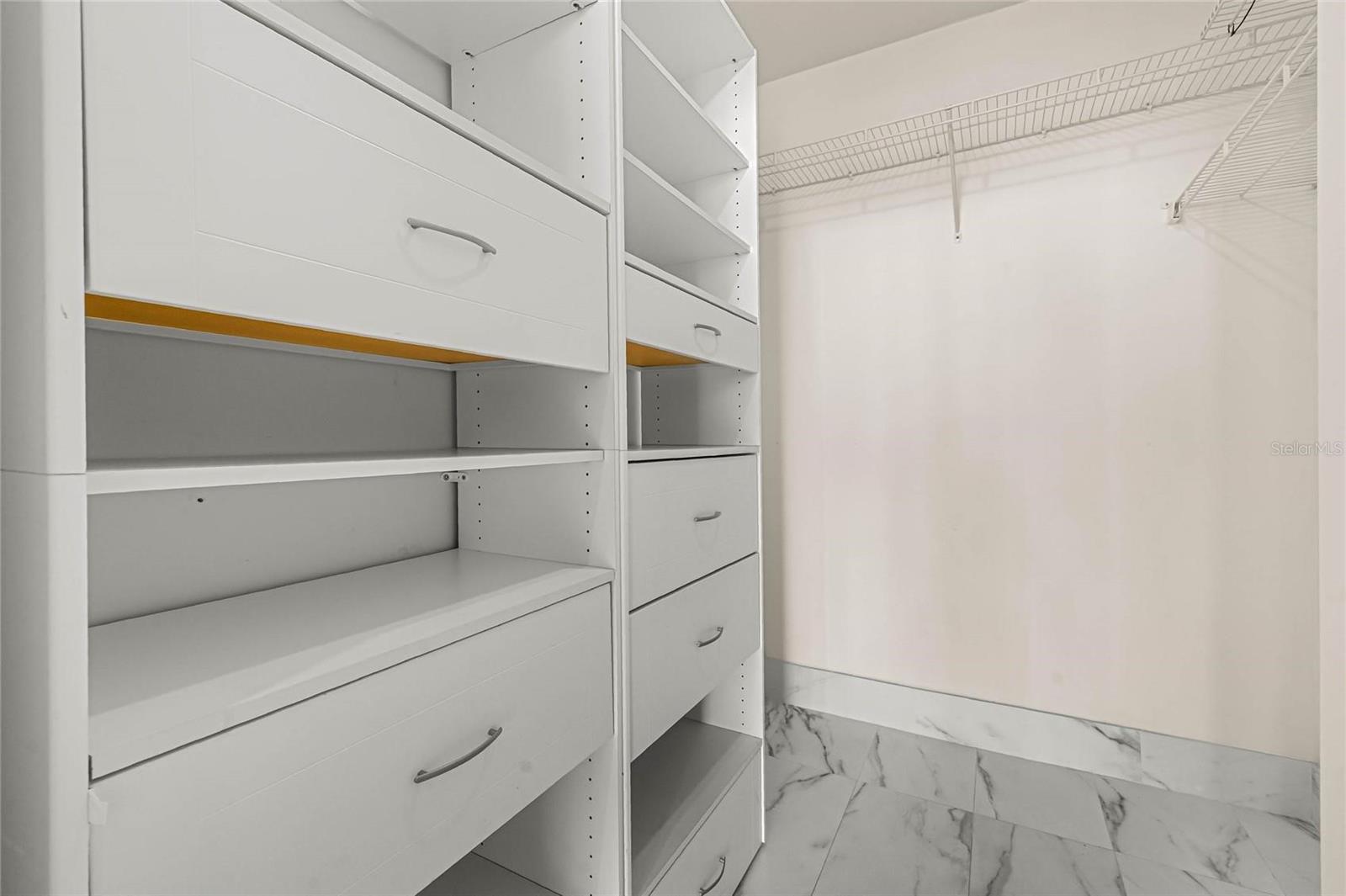 Image 8 of 13 For 155 Court Avenue 1507