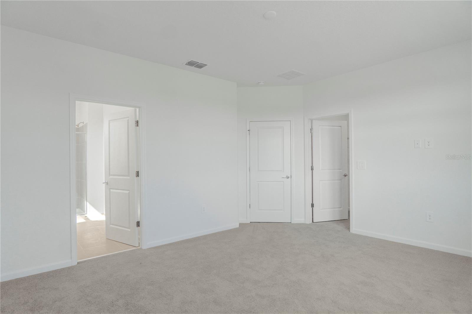 Image 21 of 45 For 6088 Zen Way