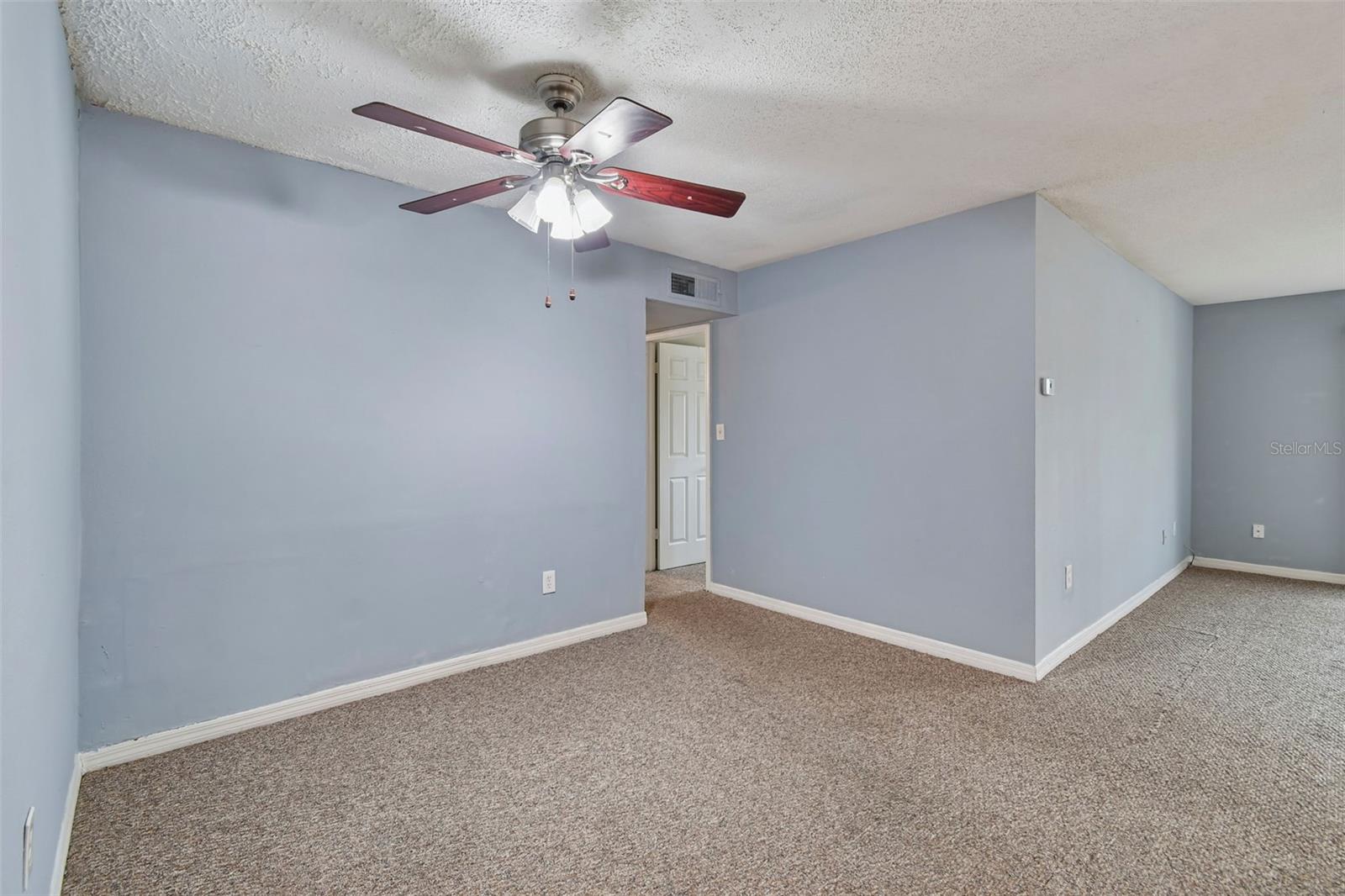 Image 10 of 82 For 1695 Lee Road E215