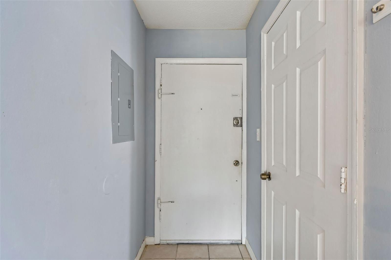 Image 3 of 82 For 1695 Lee Road E215