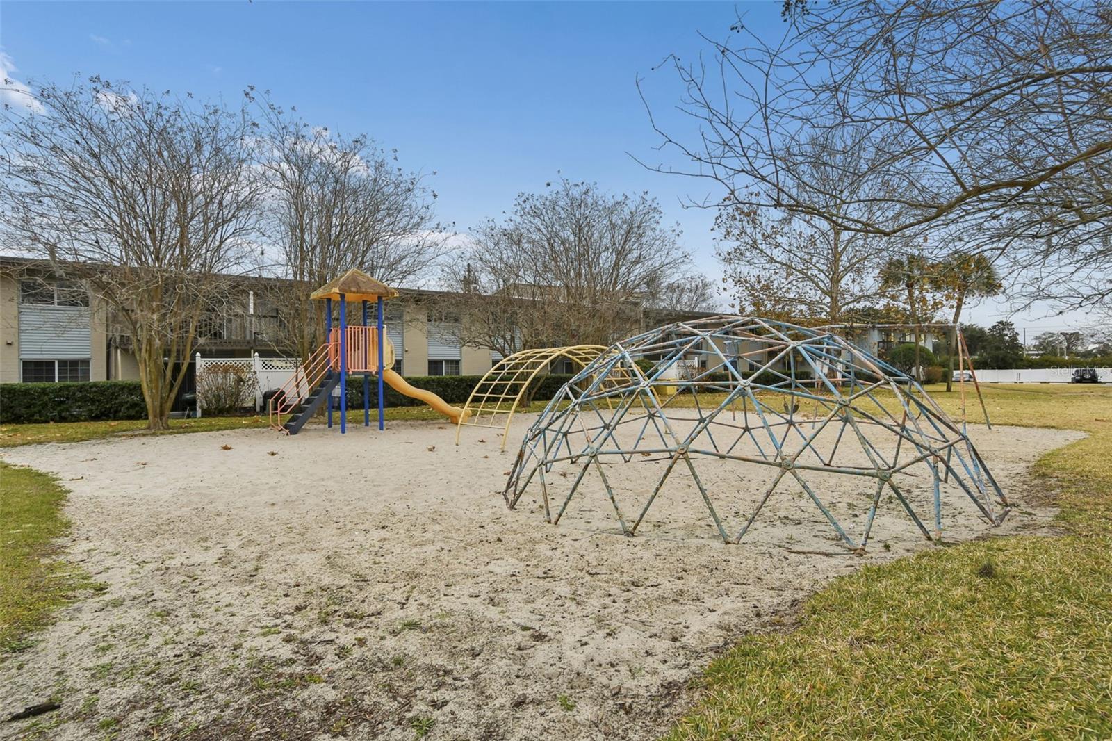 Image 75 of 82 For 1695 Lee Road E215