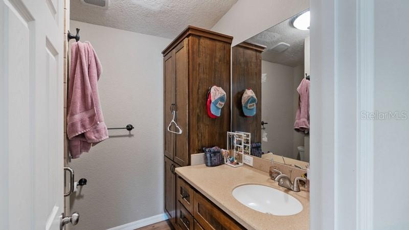 Image 10 of 22 For 10937 24th Street Road