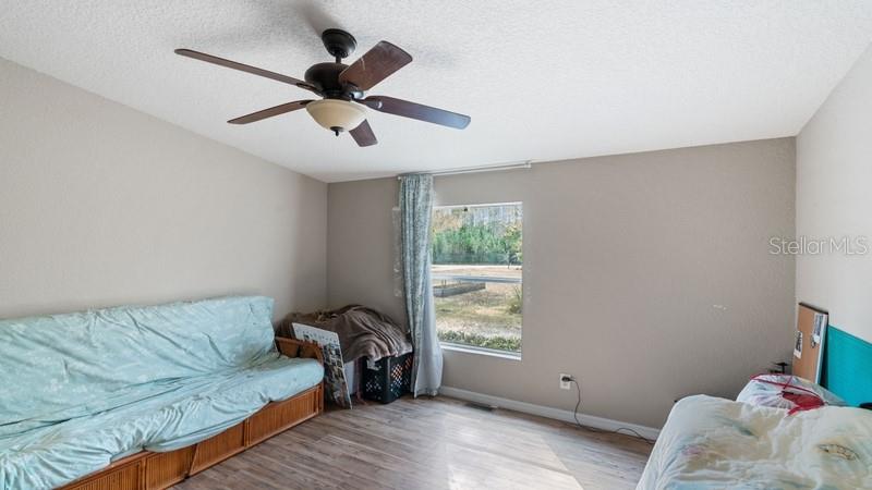 Image 11 of 22 For 10937 24th Street Road