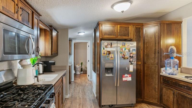 Image 20 of 22 For 10937 24th Street Road