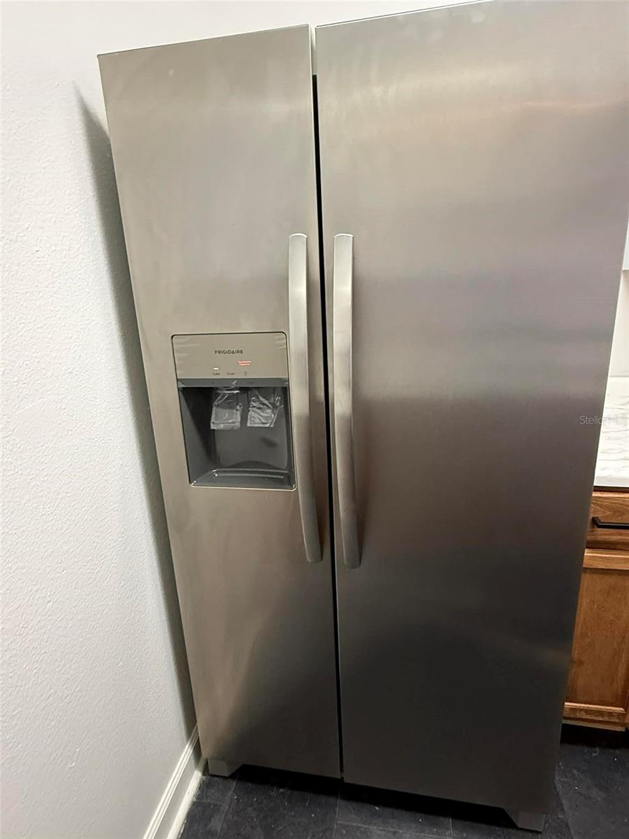 Image 14 of 17 For 2059 Dixie Belle Drive 2059p