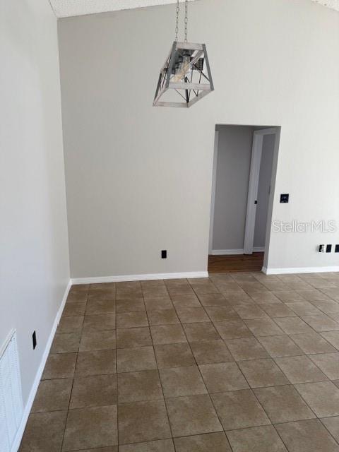 Image 5 of 20 For 1203 Clear Creek Circle