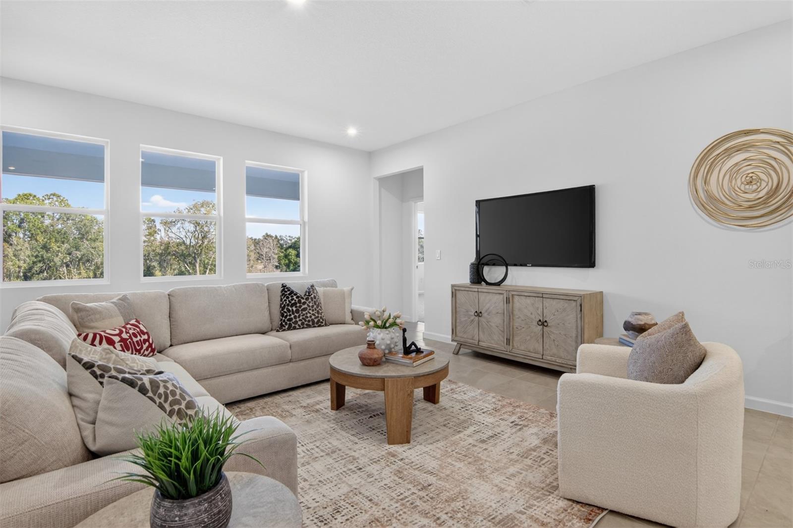 Image 4 of 12 For 304 Free Range Drive